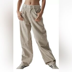 BDG urban outfitters high rise baggy Corduroy Wide-Leg Pants size 25 cream